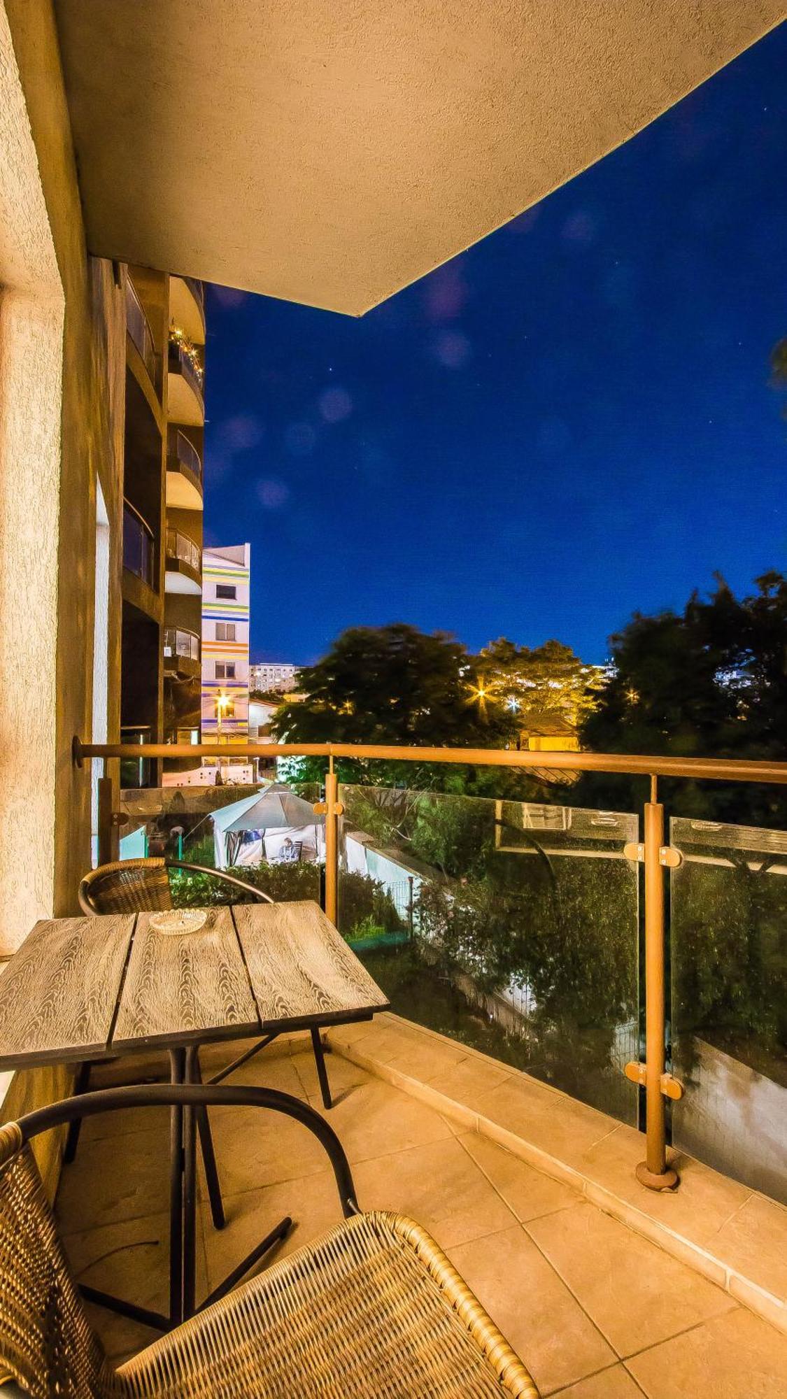 Luxury / Mihai Bravu Apartmens Бухарест Екстер'єр фото